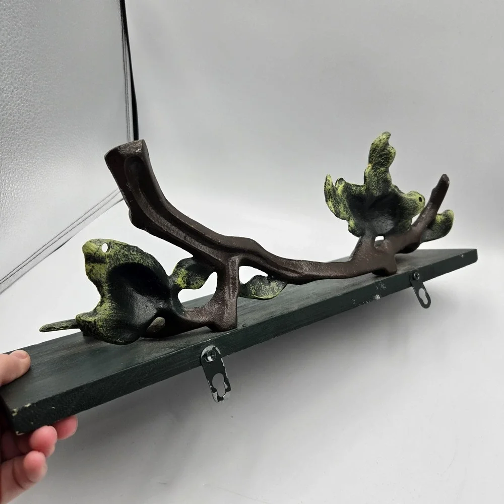 VTG‎ Cast Iron Pinecone Shelf Wall Floating Bracket Leaves Vines Painted Trinket